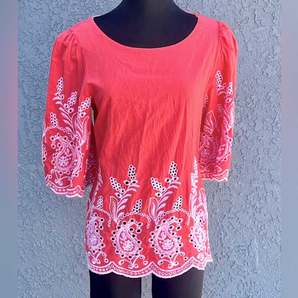 Cupio Women’s Coral and White Top…Size Large…